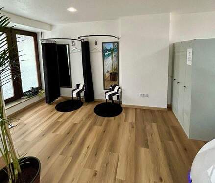 rückwärtiger Bereich - 