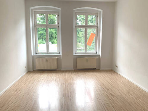 Wohnraum - 2 Zimmer Etagenwohnung zum Kaufen in Görlitz