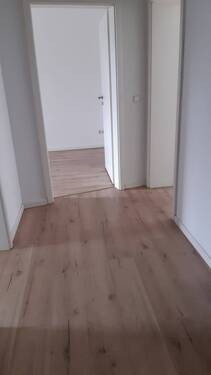 Eingangsbereich / Flur - 3 Zimmer Etagenwohnung zur Miete in Chemnitz