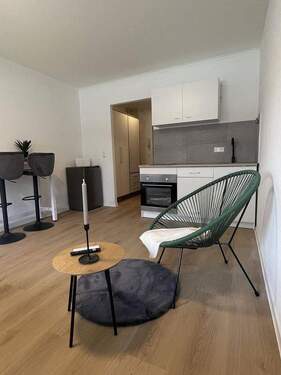 Bild 1 - MODERNE RENOVIERTE 1-Zimmer-WOHNUNG MA.Neckarau - Ohne Marklerprovison