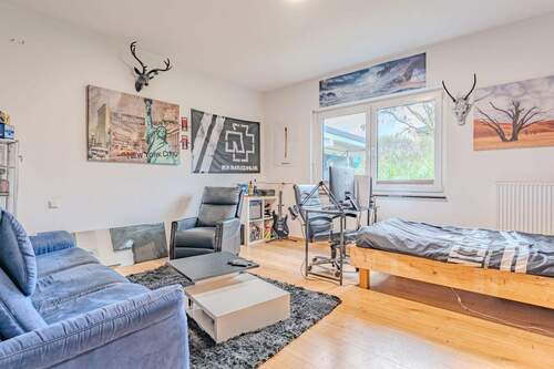 Gäste-/Schlafzimmer - EG - 