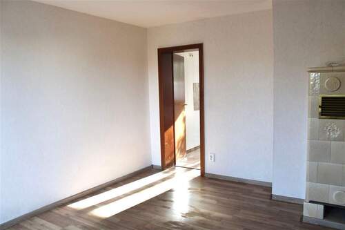 Esszimmer mit Zugang zur Küche - 