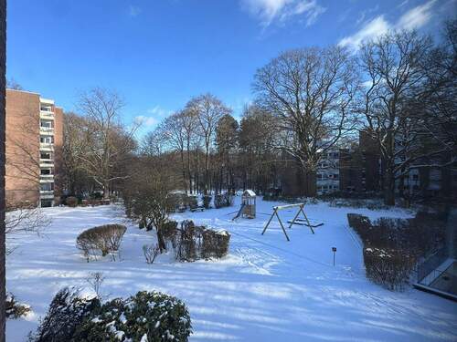 gepflegte Anlage mit Blick in das Alstertal - 3 Zimmer Etagenwohnung zum Kaufen in Hamburg