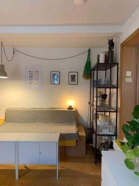 Wohnzimmer - 2 Zimmer Etagenwohnung zur Miete in Weimar