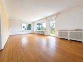 Wohnzimmer - 3 Zimmer Etagenwohnung zur Miete in Viernheim