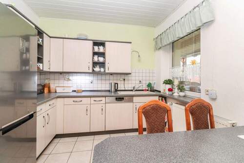Küche - Mehrfamilienhaus, Wohnhaus mit 198,40 m² in Altmärkische Höhe zum Kaufen