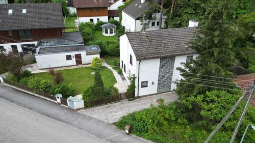 Off - Mehrfamilienhaus, Wohnhaus mit 159,30 m² in Neubiberg zum Kaufen