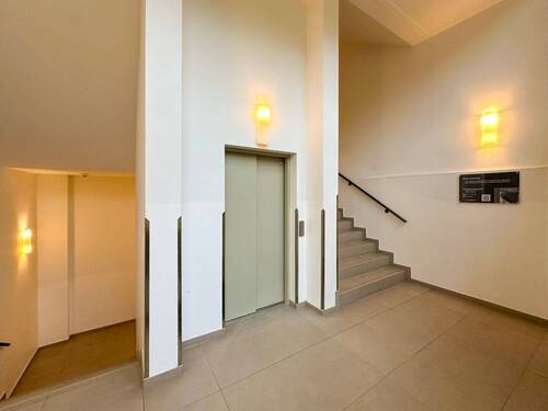 Personenaufzug bis ins KG - 