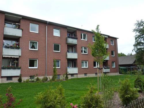 Hinteransicht - 4 Zimmer Etagenwohnung zur Miete in Diepholz