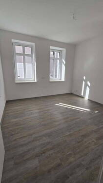 Zimmer 2 - 