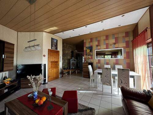 Wohnraum - 3 Zimmer Etagenwohnung in Trierweiler