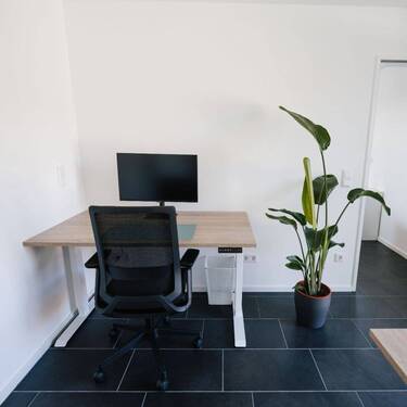 Arbeitsplatz 2 in verfügbarem Büroraum - Büro zur Miete in Münster