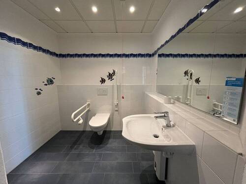 Behinderten-WC - 