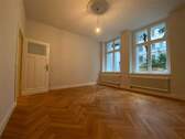 Schlafen 1 - 4 Zimmer Etagenwohnung in Berlin