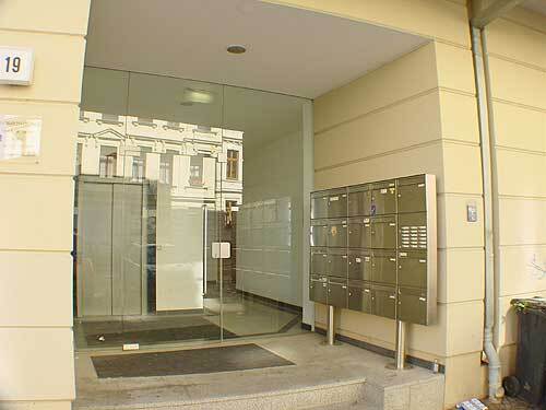 Hauseingang - 3 Zimmer Etagenwohnung in Leipzig