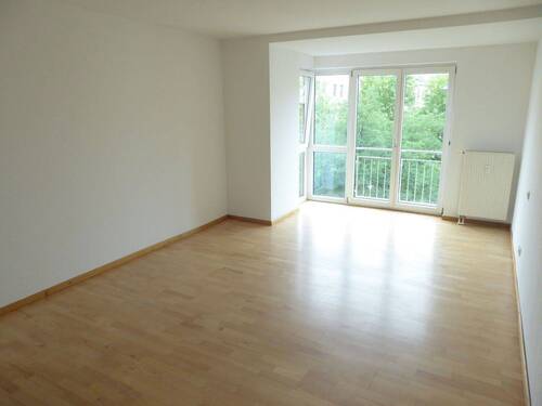 Zimmer 2 - 