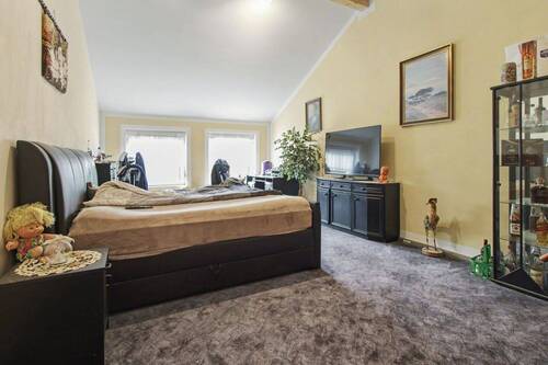 Schlafzimmer I EG (EFH) - 