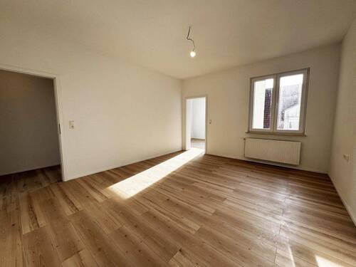 Wohnzimmer - +++ Vollständig Saniert - Neuer BodenKücheBadFenster - Zentrale Lage in Heilbronn +++
