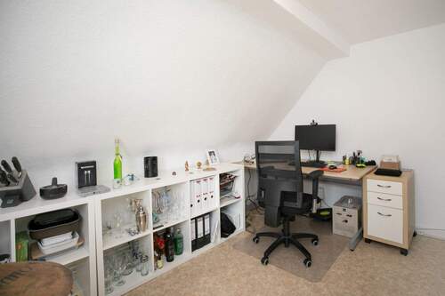 Küche und Arbeitsbereich DG - 