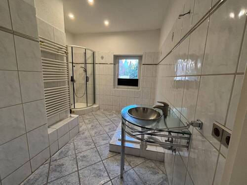 Vollbad mit Fenster - 