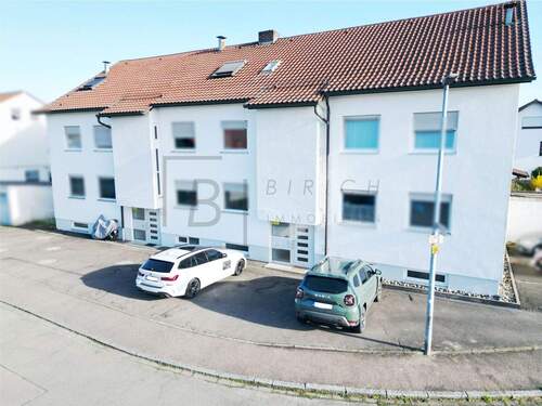 Drohnenaufnahme - 2 Zimmer Etagenwohnung zur Miete in Staig