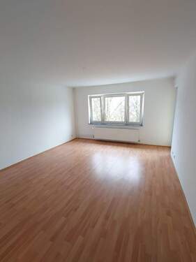 Wohnzimmer - 3 Zimmer Etagenwohnung in Oldenburg in Holstein