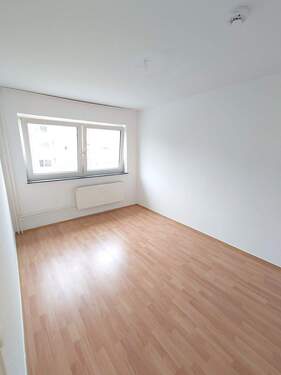 Zimmer 3 - Etagenwohnung mit 66,90 m&sup2; in Oldenburg in Holstein zur Miete