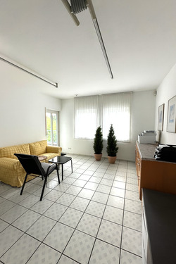Büro - Praxis - Büro mit 76,00 m&sup2; in Filderstadt zur Miete