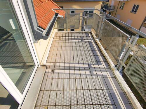 Sonniger Balkon - 