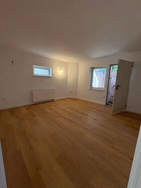 Wohnzimmer - 2 Zimmer Etagenwohnung in Berlin