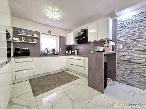 Küche - 5 Zimmer Reihenmittelhaus zum Kaufen in Ludwigshafen am Rhein