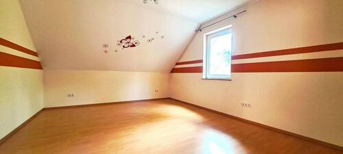 Schlafen 4, DG - 