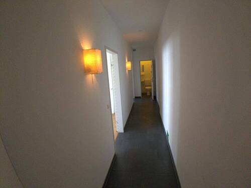 Flur - 3 Zimmer Büro zur Miete in Bonn