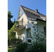 - IHRE GELEGENHEIT IN HERDECKE - Freistehendes Einfamilienhaus auf einem parkähnlichen Grundstück mit Swimmingpool -