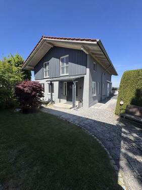 Hauszugang - 6 Zimmer Einfamilienhaus in Rimsting