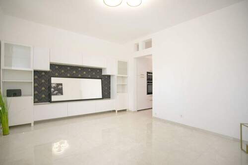 Wohn- und Esszimmer - 5 Zimmer Doppelhaushälfte zum Kaufen in Dreieich