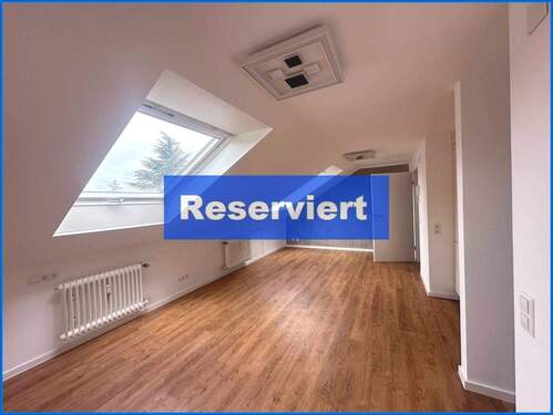 Wohnzimmer - 1 Zimmer Apartment im DG, in See nähe - Radolfzell Mettnau!