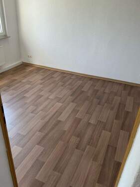 SZ - Etagenwohnung mit 46,00 m&sup2; in Bitterfeld-Wolfen zur Miete