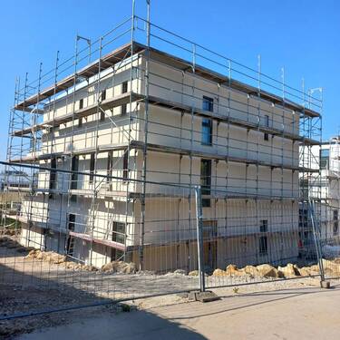 Ansicht Nord-Ost - 3 Zimmer Etagenwohnung zum Kaufen in Eggenfelden