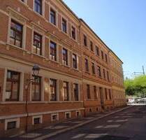 Helle 2-Raum-Wohnung mit Balkon! Unmittelbare Nähe zum Hauptbahnhof! - Zwickau Bahnhofsvorstadt