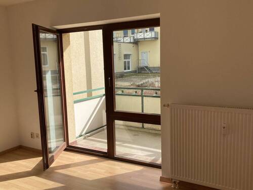 Wohnzimmer zum Balkon - 