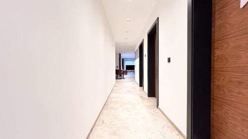 Flur EG - 8 Zimmer Einfamilienhaus zum Kaufen in Langenau