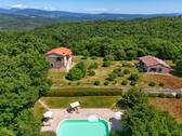Bild 1 - Anwesen mit 2 Bauernhäusern, Brunnen, Meerblick und Pool I Immobilie Toskana