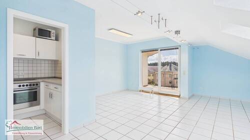 Wohn-/Esszimmer - 2 Zimmer Etagenwohnung zum Kaufen in Mettlach / Orscholz