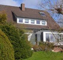 RESERVIERT! Ein-bis Zweifamilienhaus mit Blick auf die Stadt Hameln