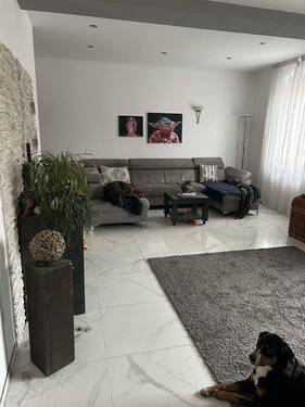 Bild 2 - 5 Zimmer Etagenwohnung zur Miete in Brühl