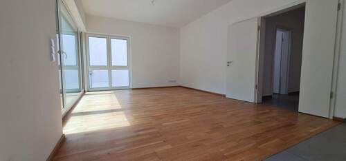 Wohnbereich - Etagenwohnung mit 72,80 m&sup2; in Berlin zur Miete