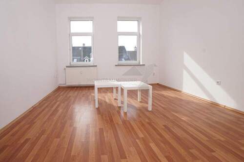 Wohnzimmer - 2 Zimmer Etagenwohnung zur Miete in Werdau