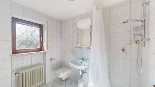 Einliegerwohnung Bad - 