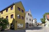 01_Aussenansicht - Büro Praxis Kanzlei - Charmantes Wohn- und Geschäftshaus in zentraler Lage im Herzen der Erdinger Altstadt!